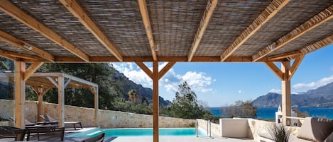 3 bedrooms, soundproofing, Internet