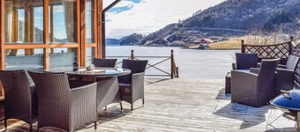 4 bedroom cozy home in Farsund