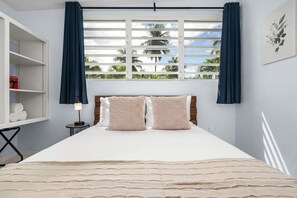 3 عدّة غرف نوم ومكواة/لوح كي وسرير سفر وواي فاي