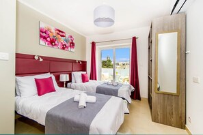 2 chambres, fer et planche à repasser, Wi-Fi, literie fournie