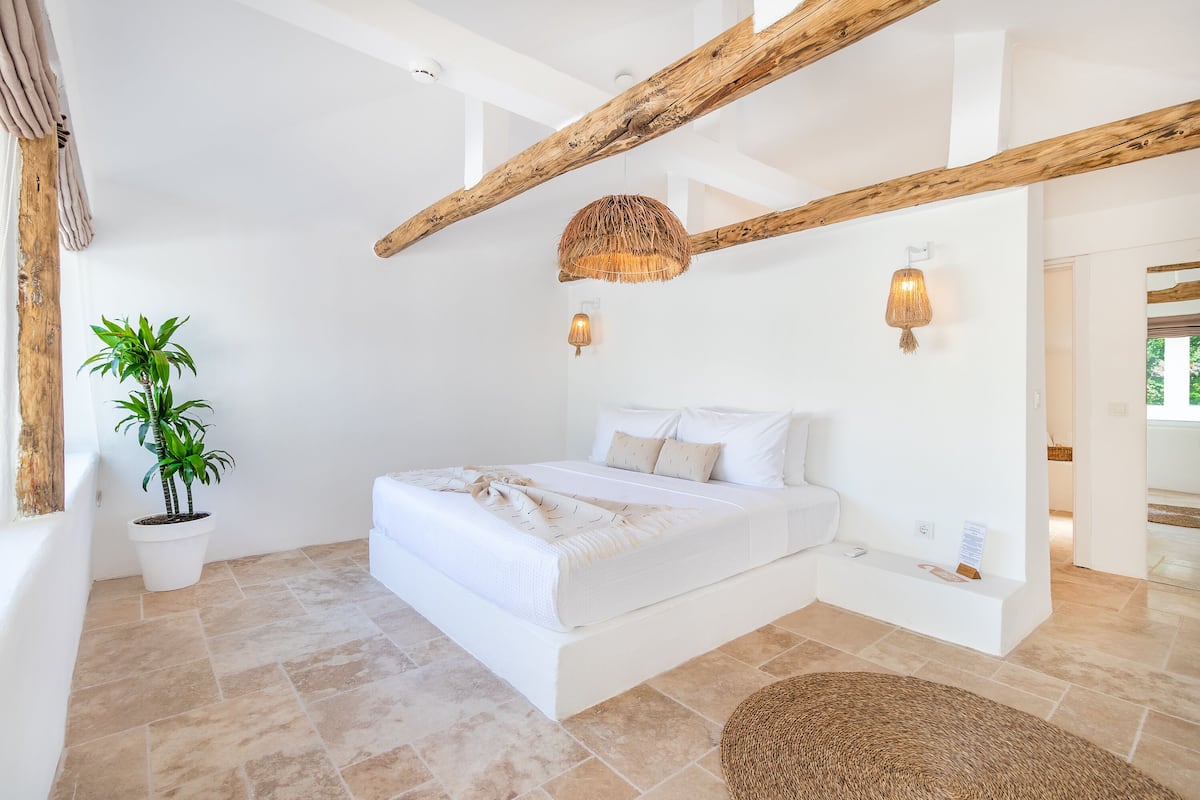 Roof Room