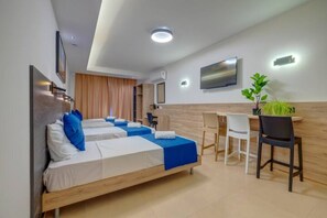 1 chambre, fer et planche Ă repasser, Wi-Fi, draps fournis