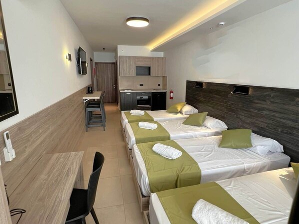 2 chambres, fer et planche Ă repasser, Wi-Fi, draps fournis