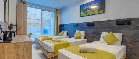 1 bedroom, iron/ironing board, WiFi, bed sheets