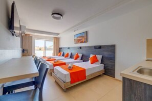 1 bedroom, iron/ironing board, WiFi, bed sheets