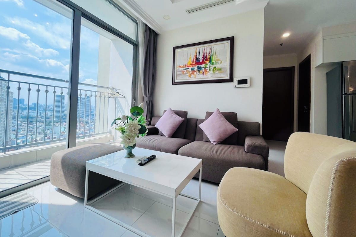 Appartement, 2 chambres | Bureau, systĂšme dâinsonorisation, fer et planche Ă repasser