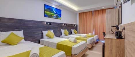 2 habitaciones, tabla de planchar con plancha, wifi y ropa de cama