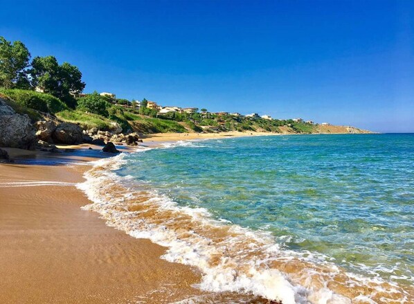 Plage privée, sable blanc