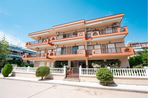 Exterior - Milonas House Apartments (Nea Propontida)