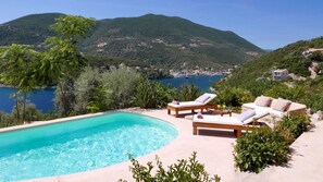 6 عدّة غرف نوم وتجهيزات عازلة للصوت