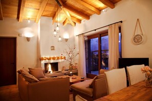 6 bedrooms, soundproofing - Amapola Villas - Private Villas Phos & Agapi (Lefkada)