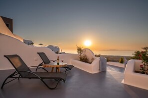 Exterior - Sun Angelos Oia - Luxury Cave Suites (Santorini)