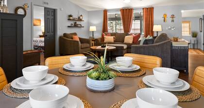 Beautifully Remodeled Home in the Heart of Sedona! Adorable 3 Bedroom Home! -