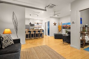 TV, fireplace, offices - Beautifully Remodeled Home in the Heart of Sedona with Bonus Room! (Sedona)