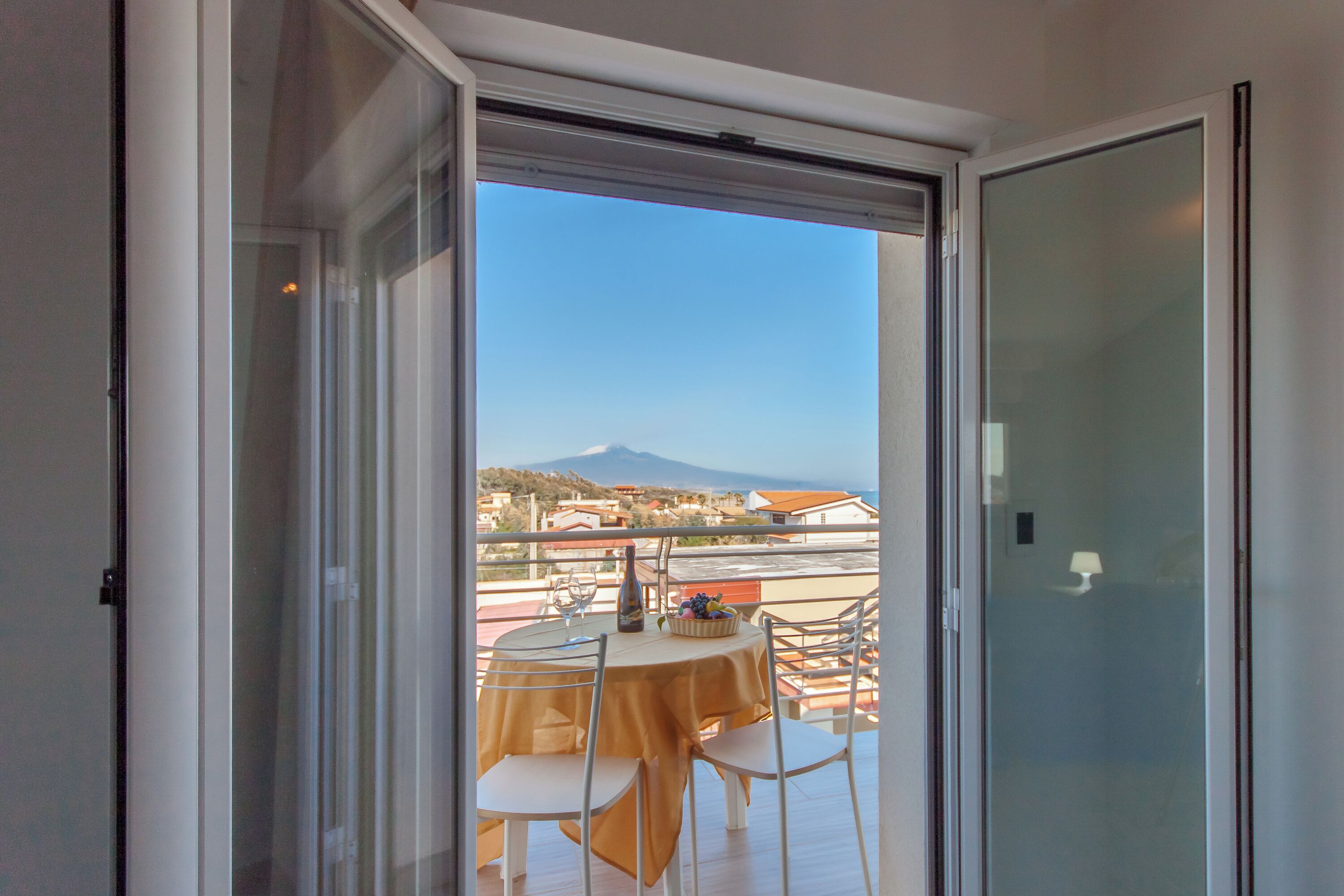 Familjelägenhet - flera sovrum - mot havet (Casa Golf a 200m From The Sea) | Restaurang utomhus