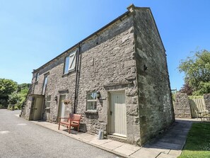Exterior - Yew Tree Cottage - 2 bedroom (sleeps 4) (Ashbourne)