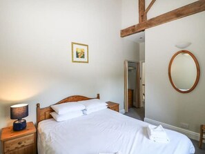 2 bedrooms - Yew Tree Cottage - 2 bedroom (sleeps 4) (Ashbourne)