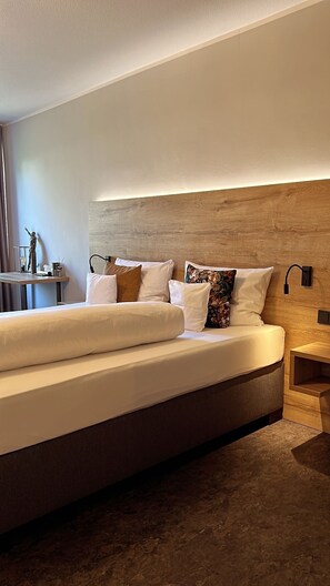 Tremannsrom – superior, hageutsikt | Allergitestet sengetøy, dundyner og individuelt dekorert