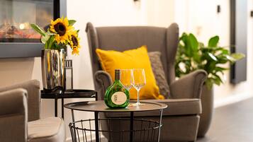 Coin salon dans le hall