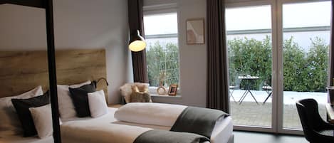Superior Double Room, Terrace | Hypo-allergenic bedding, down comforters, individually decorated
