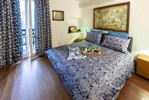 Exclusive Triple Room | Down comforters, soundproofing, free WiFi, bed sheets