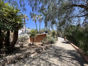 Property grounds - Cd-1383 Three Bedroom Villa With Pool (Viñuela)