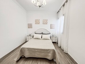 2 chambres, accès à Internet, literie fournie