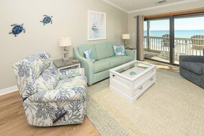 TV - Oceanfront 2 BR Condo with Shared Pool! Sea Shadow 406  (Surfside Beach)