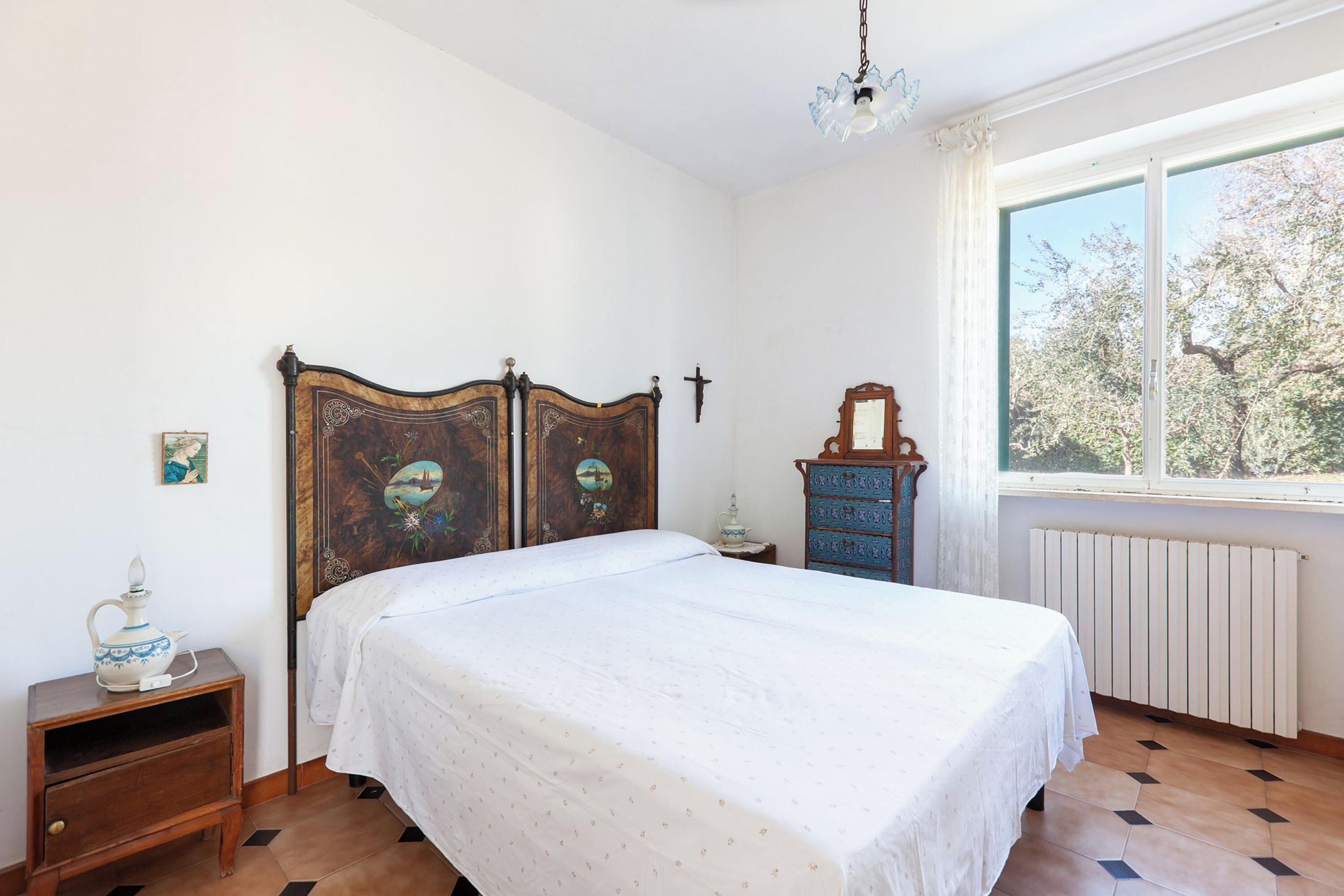 8 chambres, accès au Wi-Fi (inclus), literie fournie