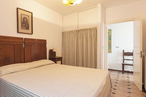 8 Schlafzimmer, kostenloses WLAN, Bettwäsche