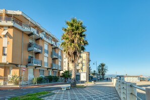 Appartement Familial, plusieurs chambres, vue mer (Mer Vivante - Front Beach) | Extérieur