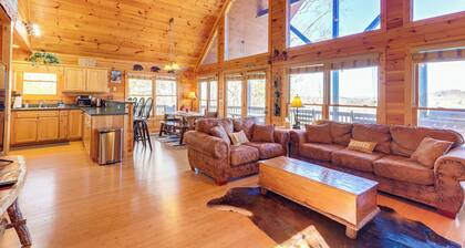 Gorgeous Blue Ridge Mountain Retreat: Deck + View!