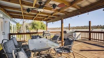 House (4 Bedrooms) | Front of property