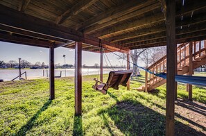 House (4 Bedrooms) | Interior - Waterfront Trinity Vacation Rental w/ Hot Tub! (Trinity)