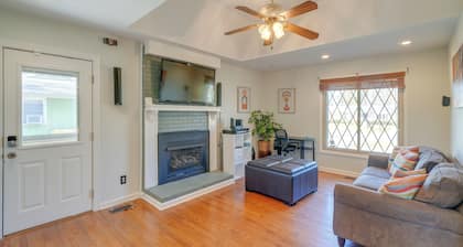 Group-friendly Durham Home 6 Mi to Duke University