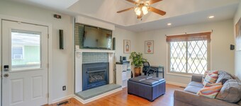 Group-friendly Durham Home 6 Mi to Duke University
