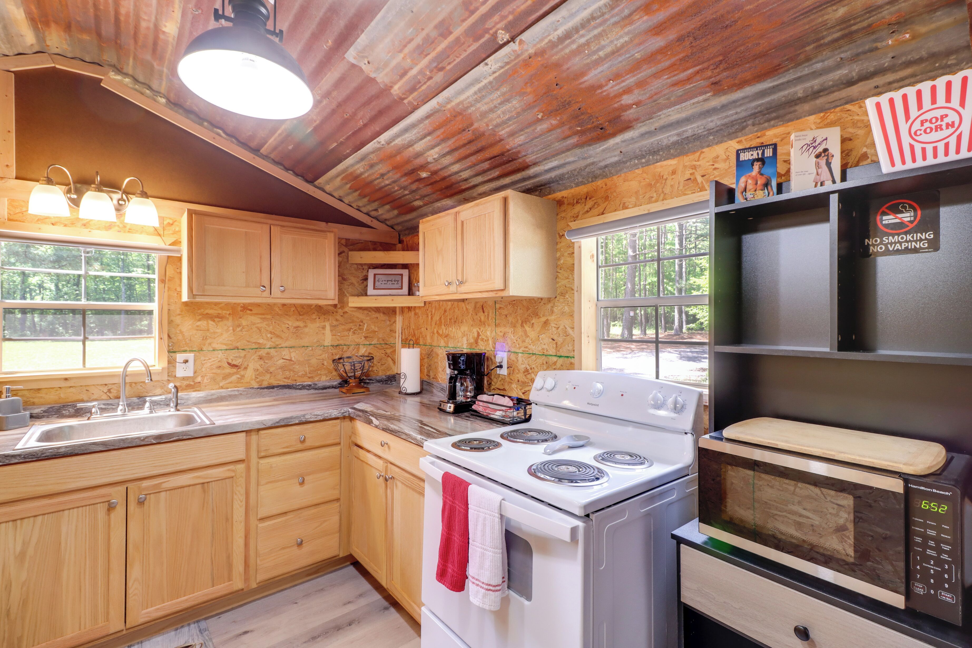 Apartment (0 Bedroom) | Interior