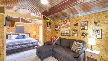 Apartment (0 Bedroom) | Front of property