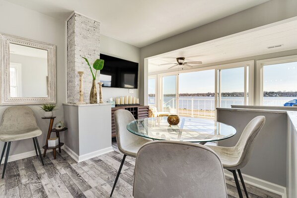 House (3 Bedrooms) | Front of property - Waterfront Buckeye Lake Home w/ Deck & Dock! (Buckeye Lake)