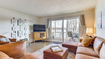 Apartment (3 Bedrooms) | Front of property