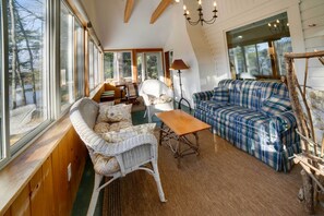 Stuga (3 Bedrooms) | Interiör