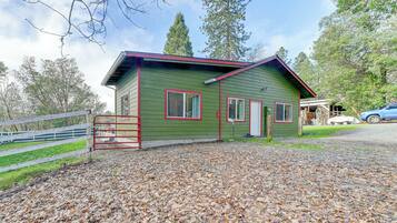 Cottage (2 Bedrooms) | Interior