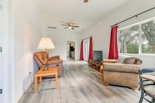 Cottage (2 Bedrooms) | Interior