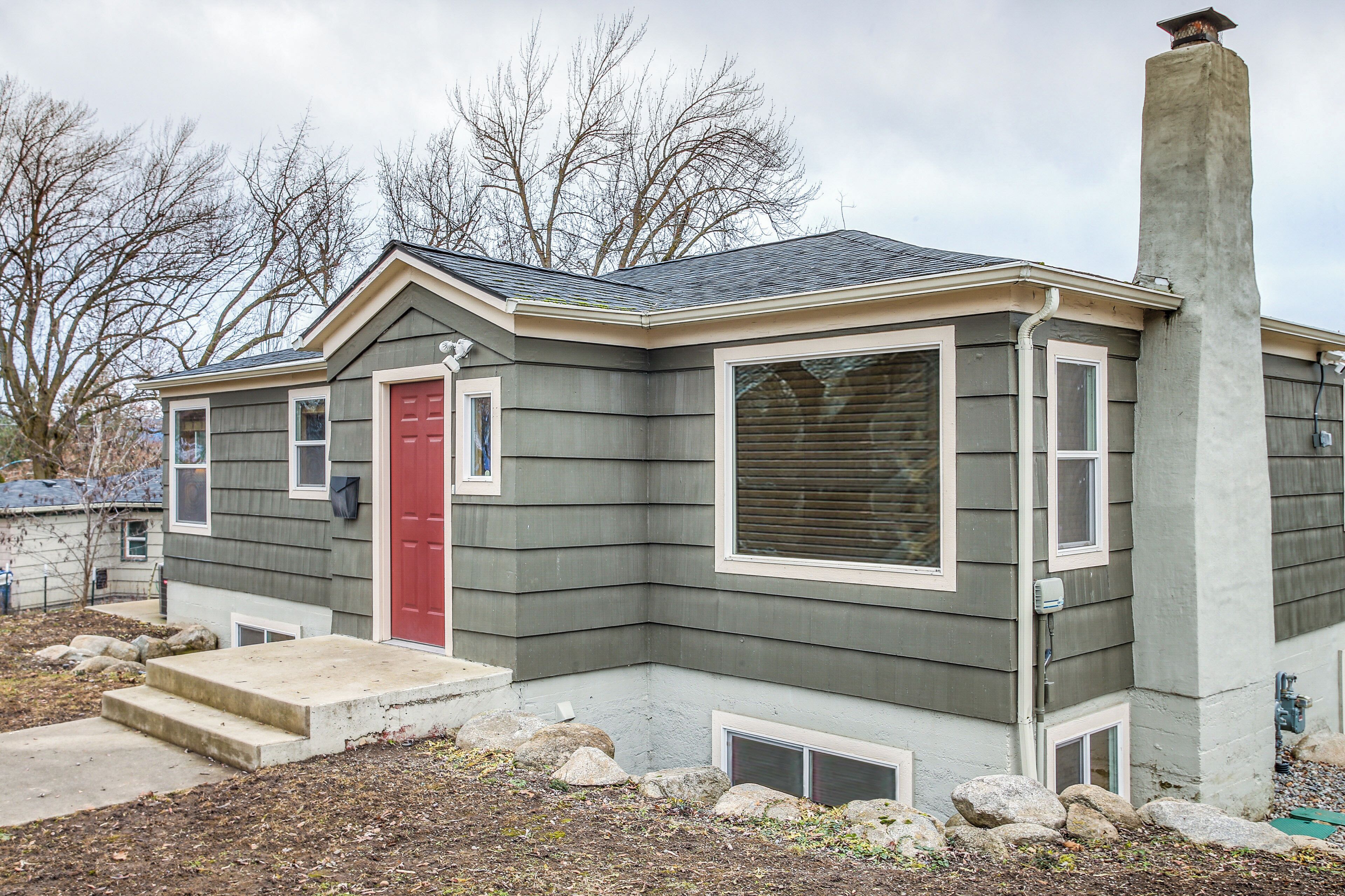 House (6 Bedrooms) | Interior