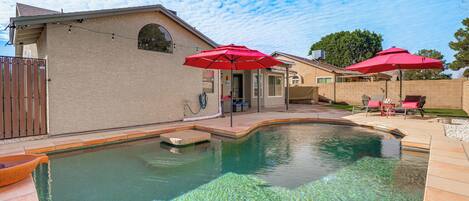 House (3 Bedrooms) | Front of property