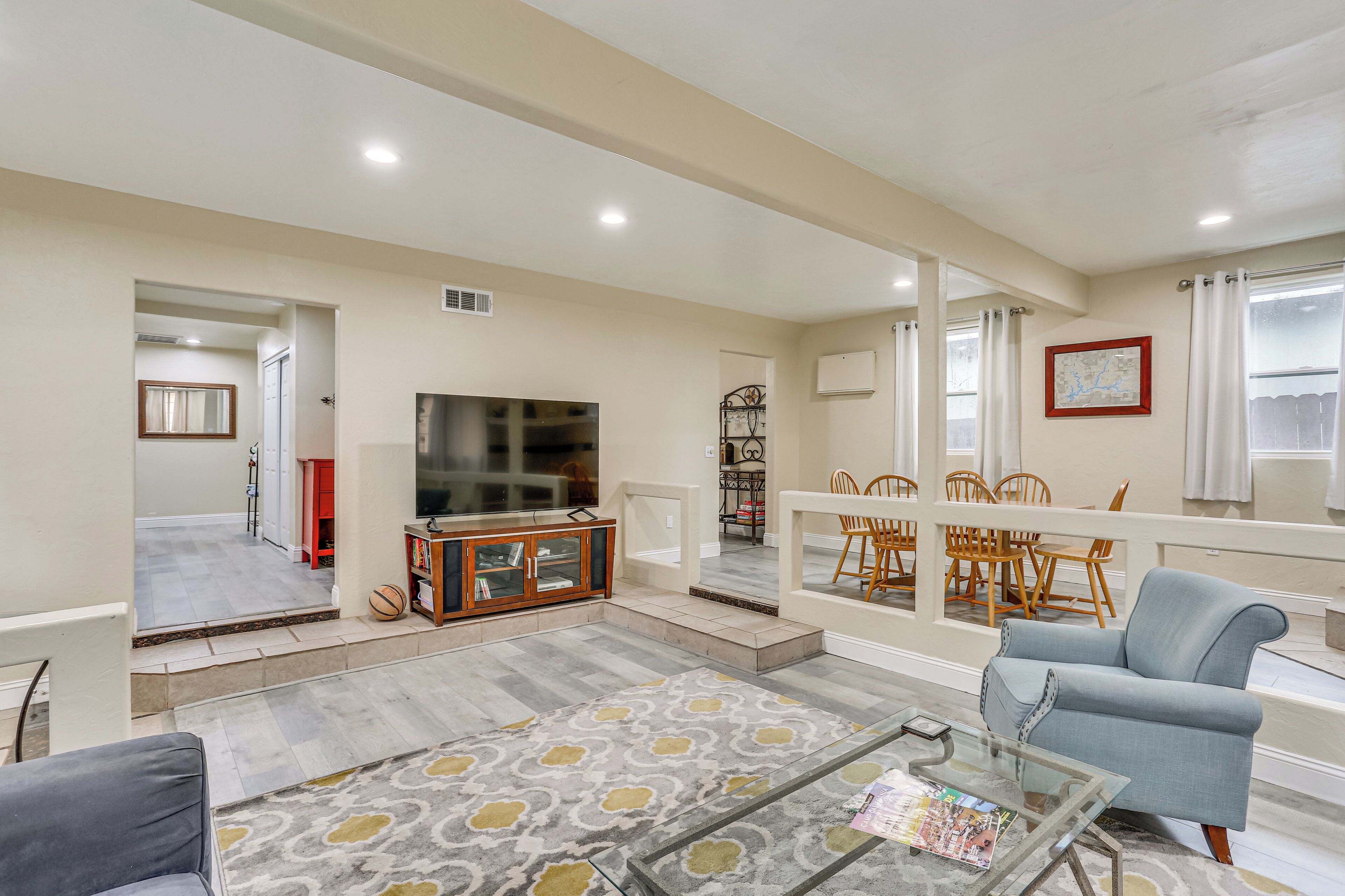 المنشأة من الداخل