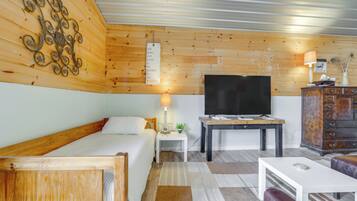 Apartment (0 Bedroom) | Interior