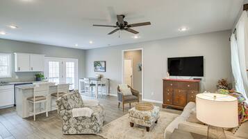 House (3 Bedrooms) | Front of property