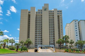 Condo, 2 Bedrooms | Exterior