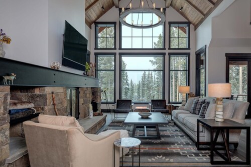 6 Jakes Lane 5 Bedroom Home by Moonlight Basin Lodging